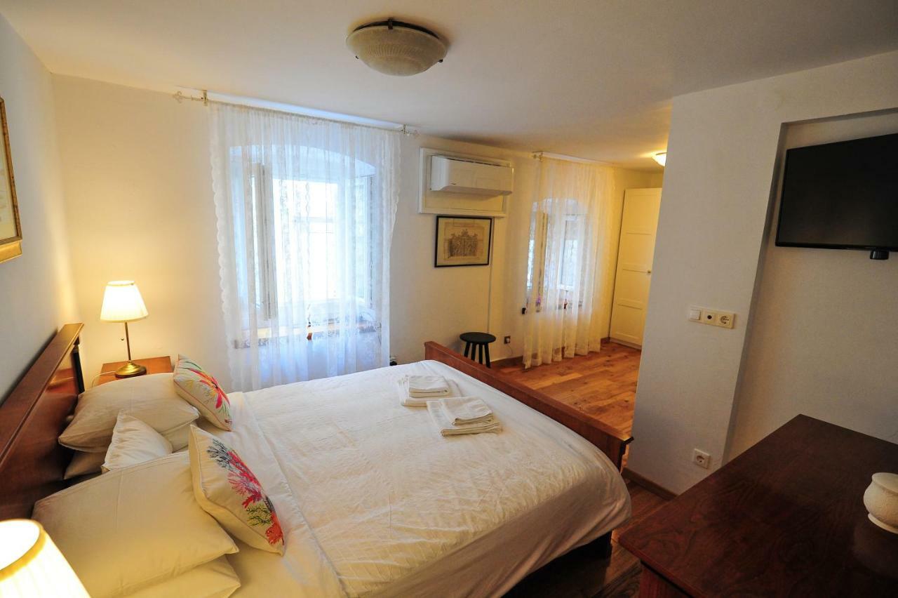 House Vilovic Korcula Apartment ภายนอก รูปภาพ